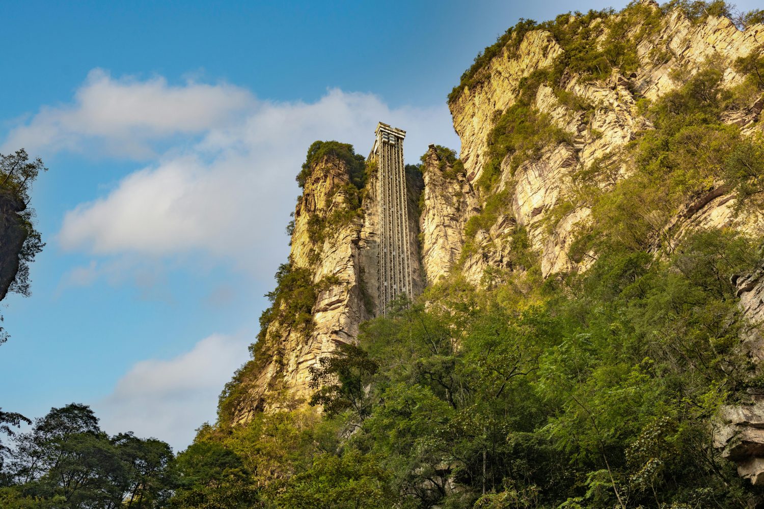 Bailong Elevator, Zhangjiajie