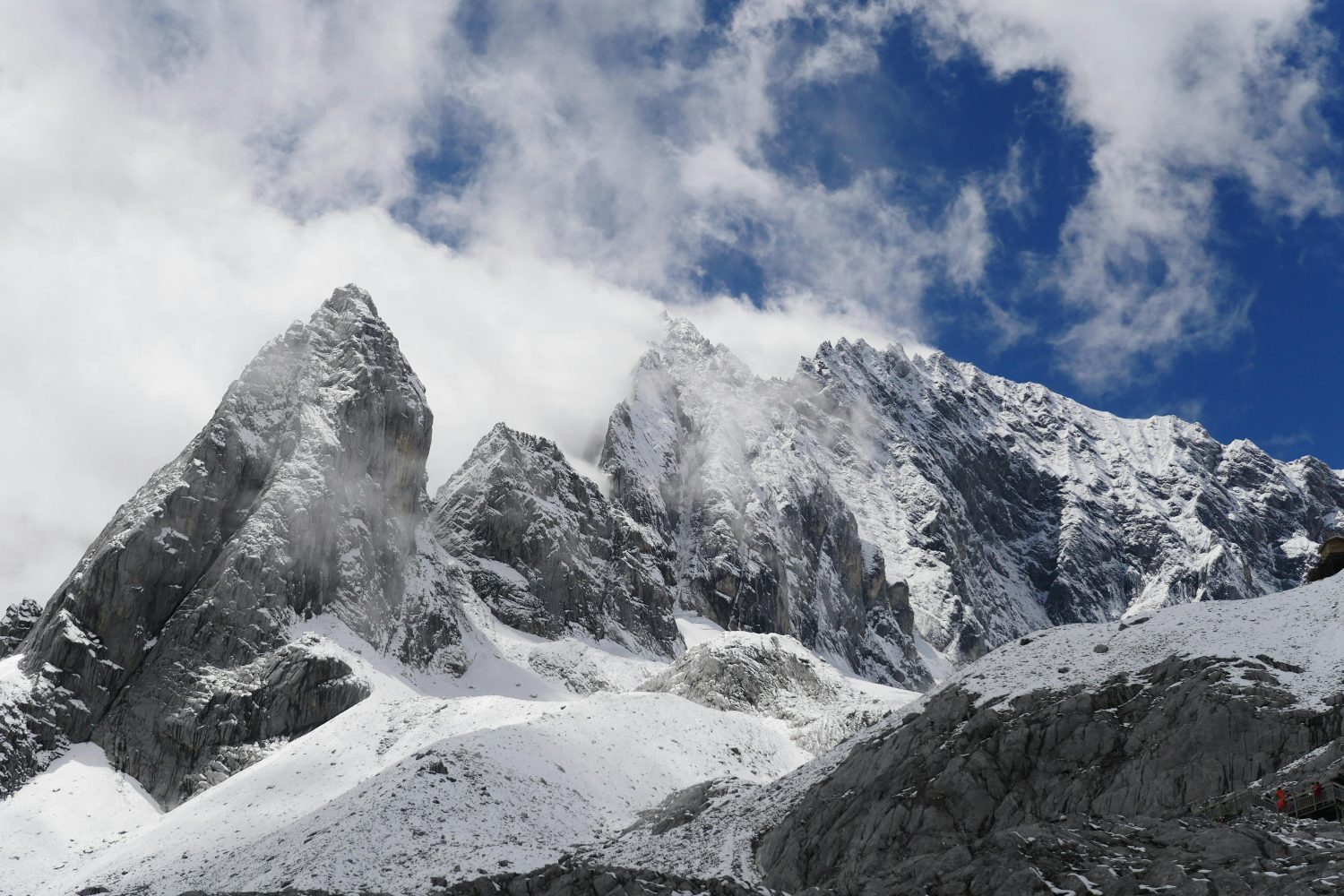 Jade Dragon Snow Mountain