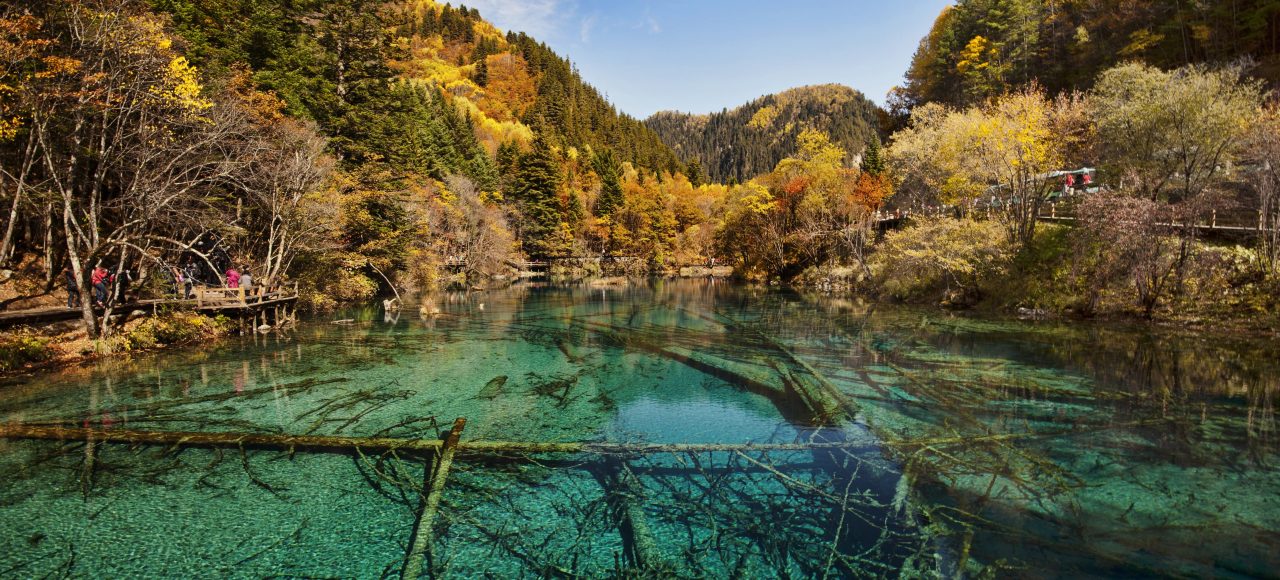 Jiuzhaigou · Alpine Lakes & Tibetan Heritage – 5 Days 4 Nights