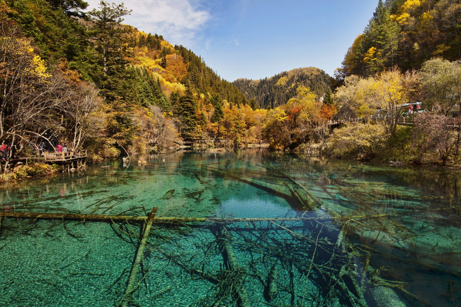 Jiuzhaigou · Alpine Lakes & Tibetan Heritage – 5 Days 4 Nights