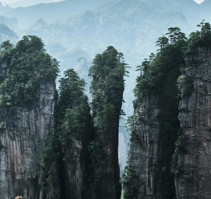 Zhangjiajie · Avatar Mountains & Tujia Heritage – 3 Days 2 Nights